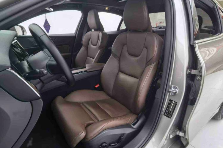 Used Volvo S60 2021 T4 Zhiyuan Luxury Edition