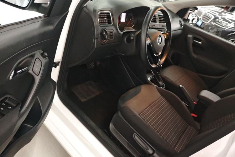 Used Volkswagen Polo 2018 1.5L Automatic Enjoyment Model
