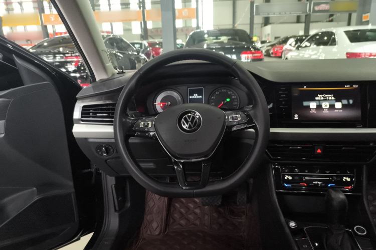 Used Volkswagen Lavida 2021 280TSI DSG Luxury Edition
