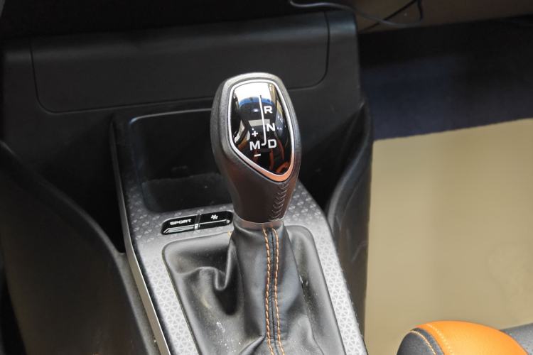 TDK.VehicleDetails.img