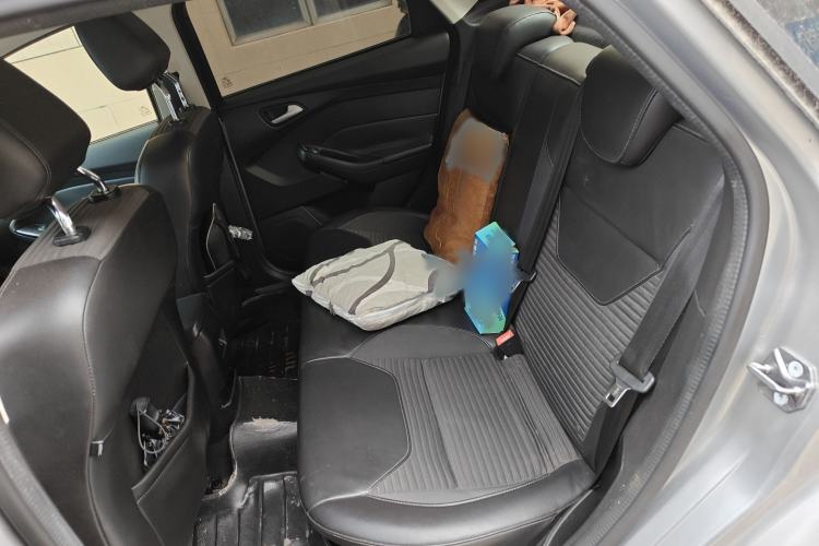 Used Ford Focus 2015 Sedan 1.6L Automatic Trend Model
