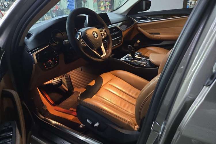 Used BMW 5 Series 2018 528Li Launch Special Edition
