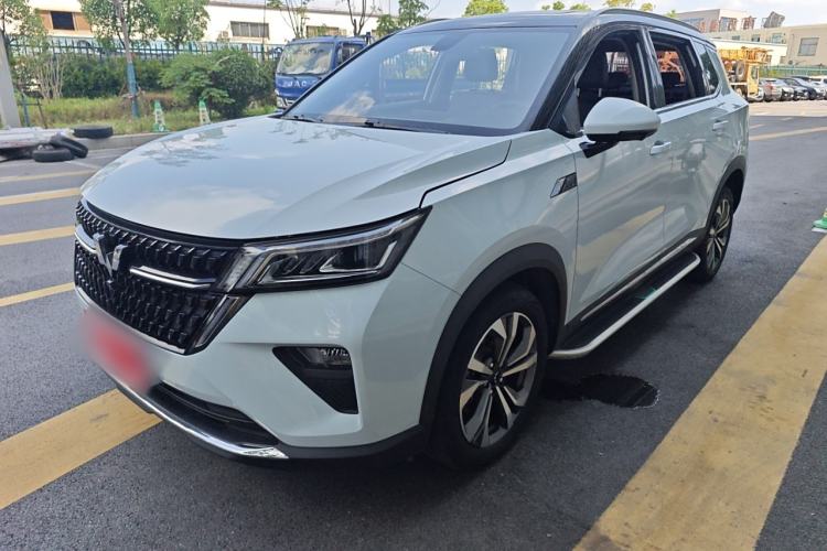 Used Wuling Asta 2022 2.0L DHT Electric-Speed Version
