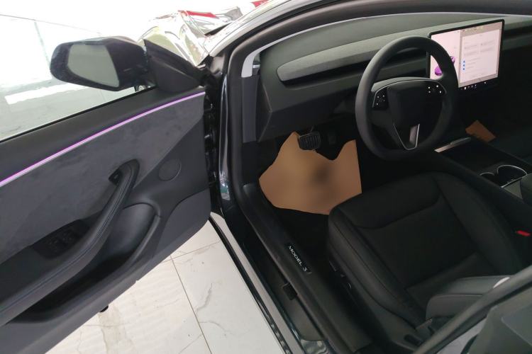 Used Tesla Model 3 2023 Long-Range All-Wheel-Drive Version
