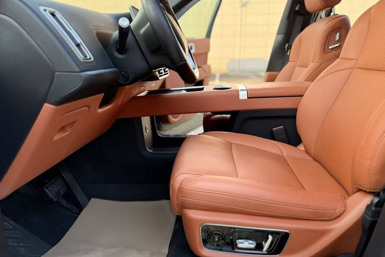 Used Li Auto L8 2023 Pro Model
