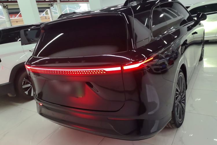 Used XPeng G9 2025 625 Long-Range Max
