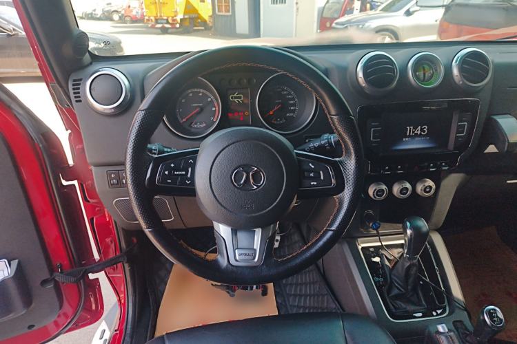 Used  BJ40 2016 40L 2.3T Automatic All-Wheel Drive Premium Edition
