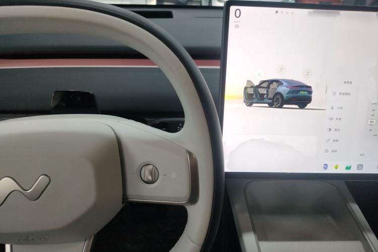 Used ONVO L60 2024 60 kWh Rear-Drive Version
