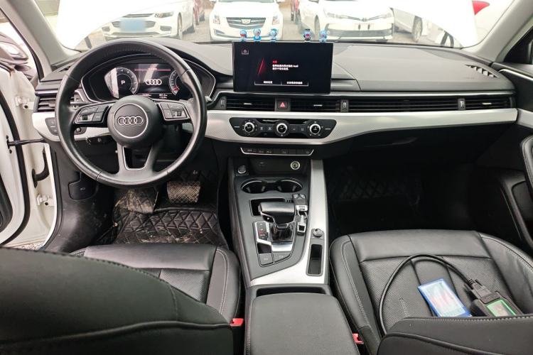 Used Audi A4L 2022 40 TFSI Stylish and Elegant Edition
