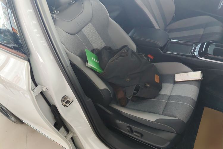 Used Volkswagen ID.4 CROZZ 2025 Pure Edition
