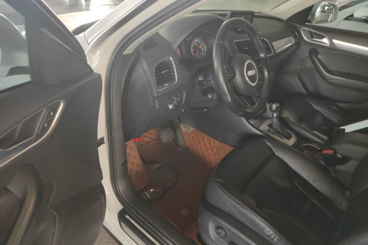 Used Audi Q3 2015 35 TFSI quattro Technology Edition
