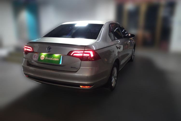 Used Volkswagen Bora 2017 1.6L Manual Fashion Model