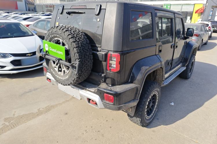 Used  BJ40 2020 2.0T Automatic Four-Wheel Drive Urban Hunter Edition Chivalrous Type