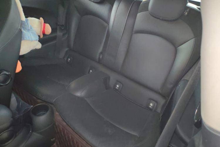 Used  MINI 2016 2.0T COOPER S Pioneer Edition
