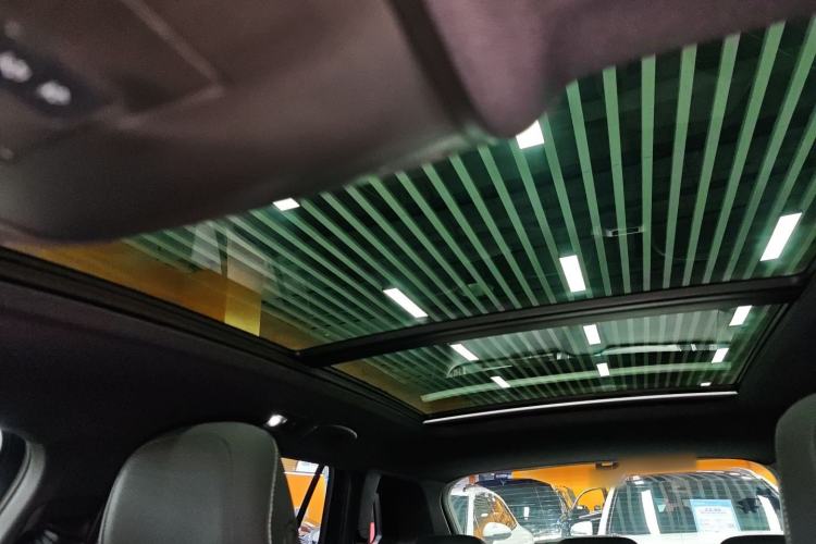 Used Volkswagen Tayron 2020 380TSI All-Wheel Drive R-Line Connected Version
