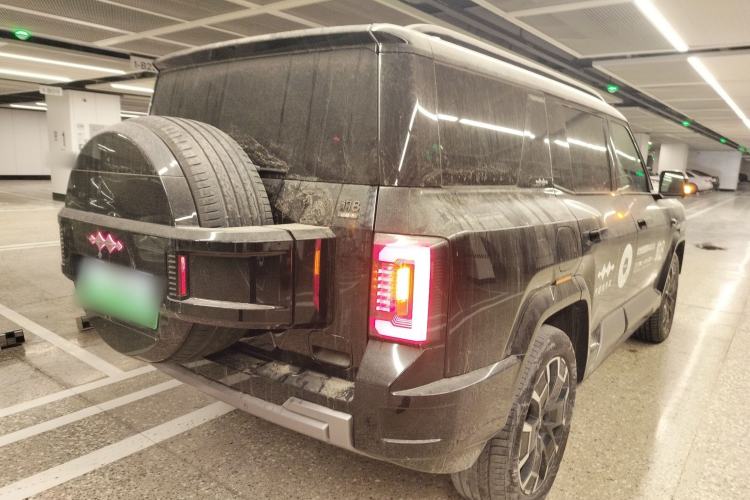 Used  Leopard 8 2025 Smart & Brave Flagship Edition 7 Seats
