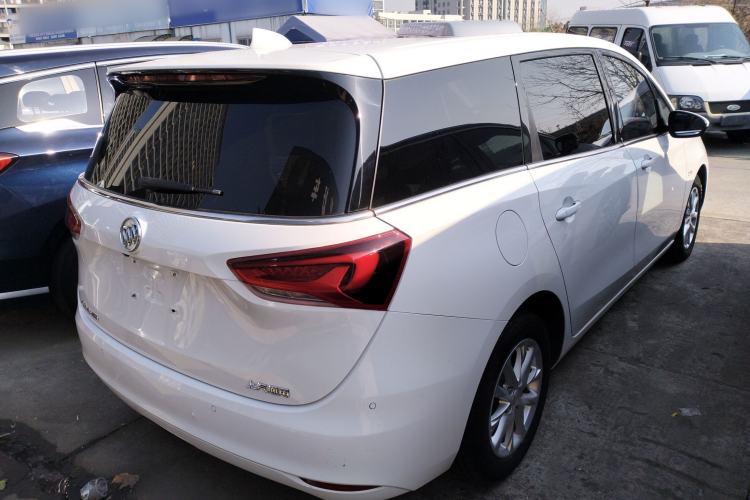 Used Buick GL6 2018 18T 6-Seater Elite Model
