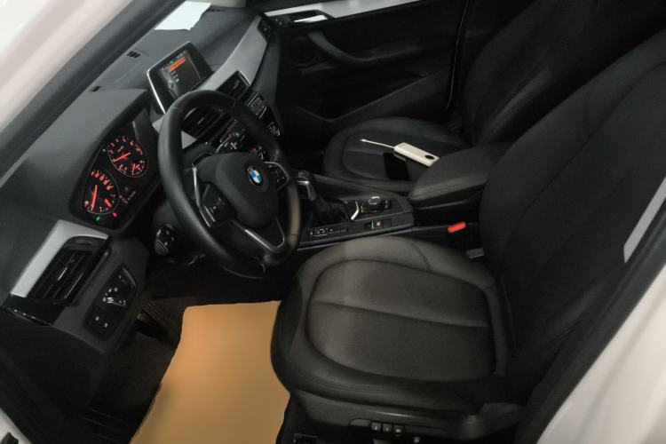 Used BMW X1 2016 sDrive18Li Premium Edition
