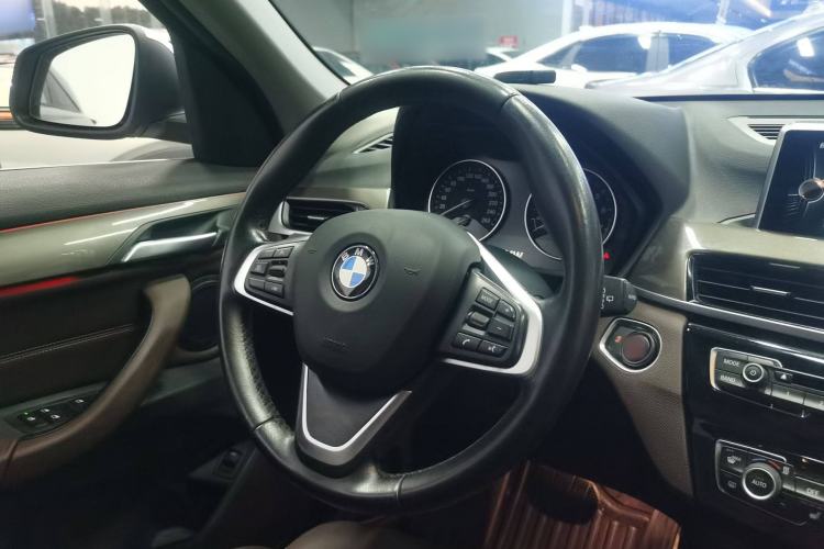 Used BMW X1 2016 xDrive20Li Luxury Model