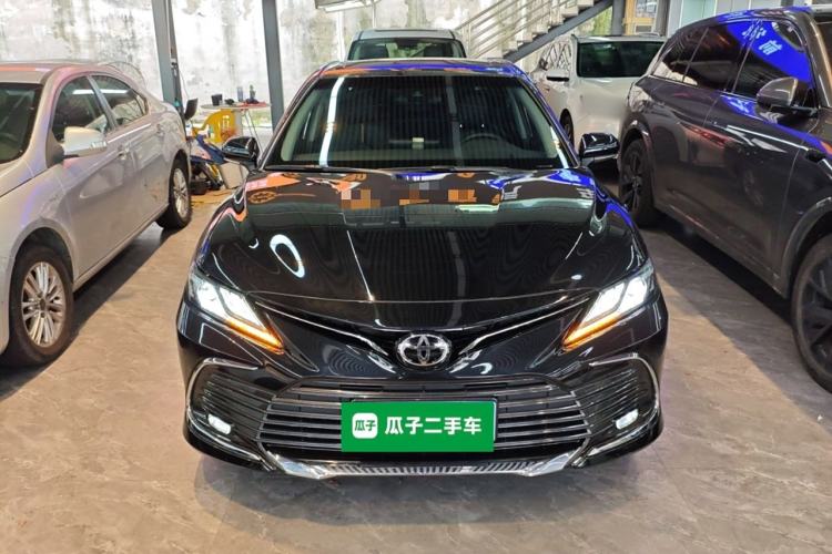 Used Toyota Camry 2023 2.0G Luxury Edition
