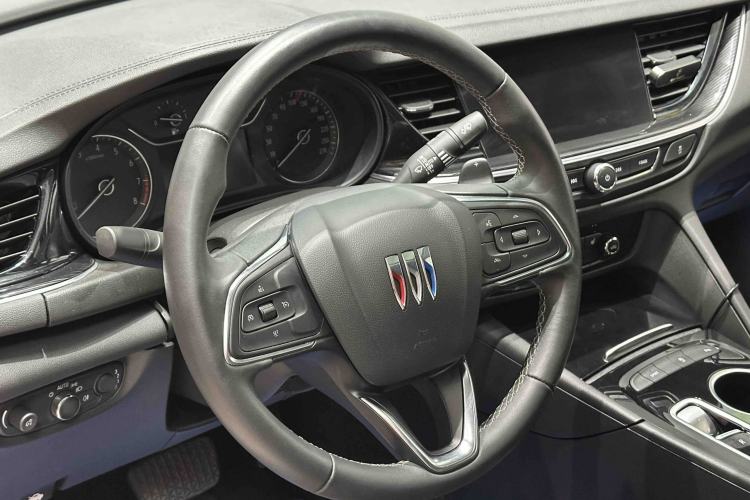 Used Buick Regal 2024 25T Deluxe Edition