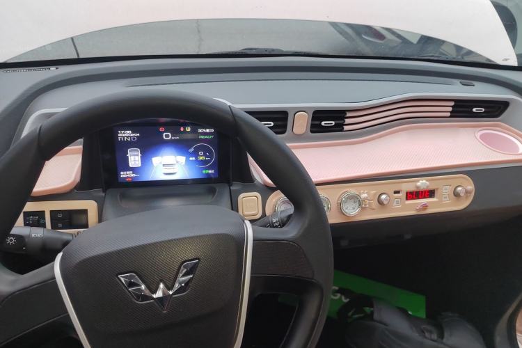 Used Wuling Hongguang MINIEV 2021 Macaron Fashion Edition Lithium-Ion Battery