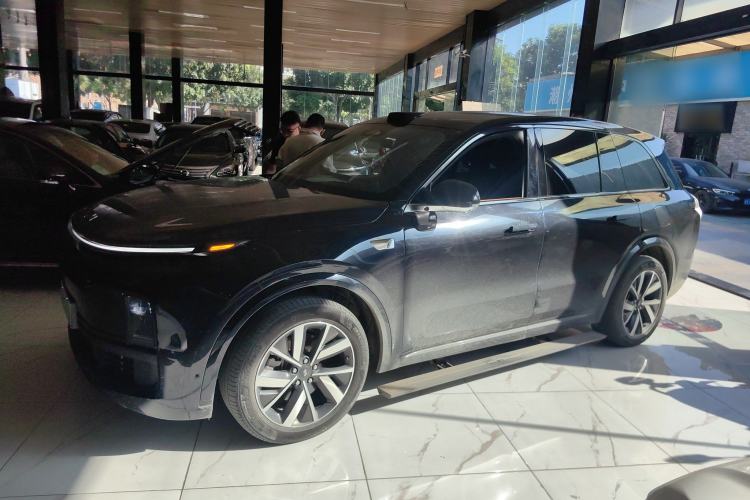 Used Li Auto L8 2023 Max model
