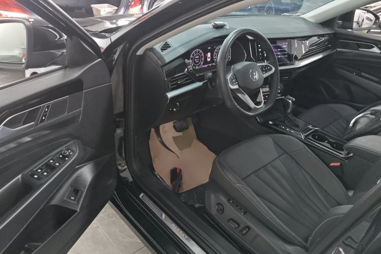 Used Volkswagen Passat 2025 Outstanding Model 330TSI Starry Elite Edition