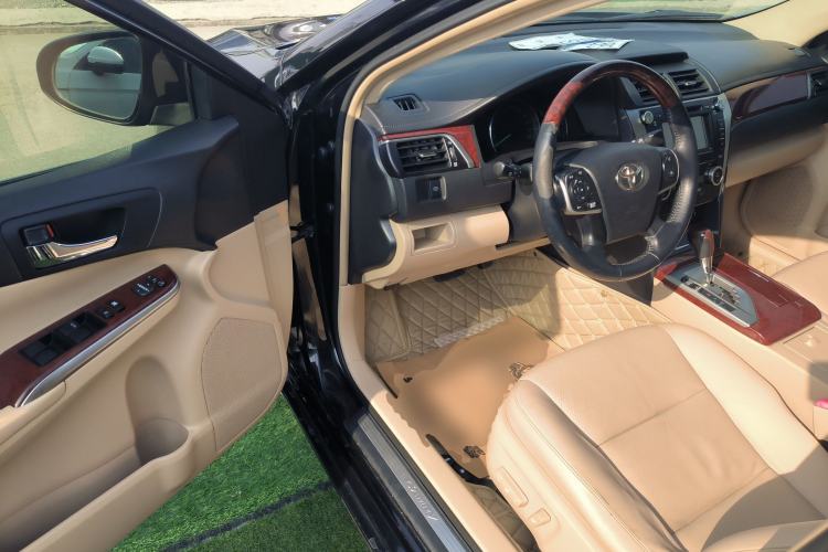 Used Toyota Camry 2013 2.5G Comfort Edition
