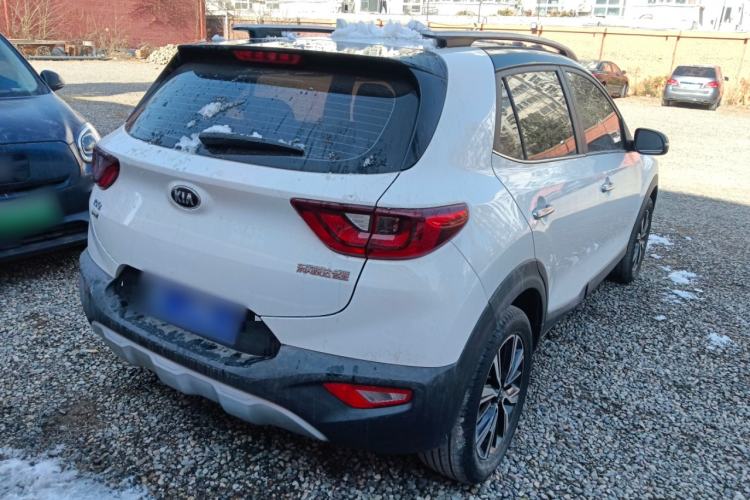 Used Kia kx1 Stonic 2021 1.4L CVT Fun & Sunroof Model
