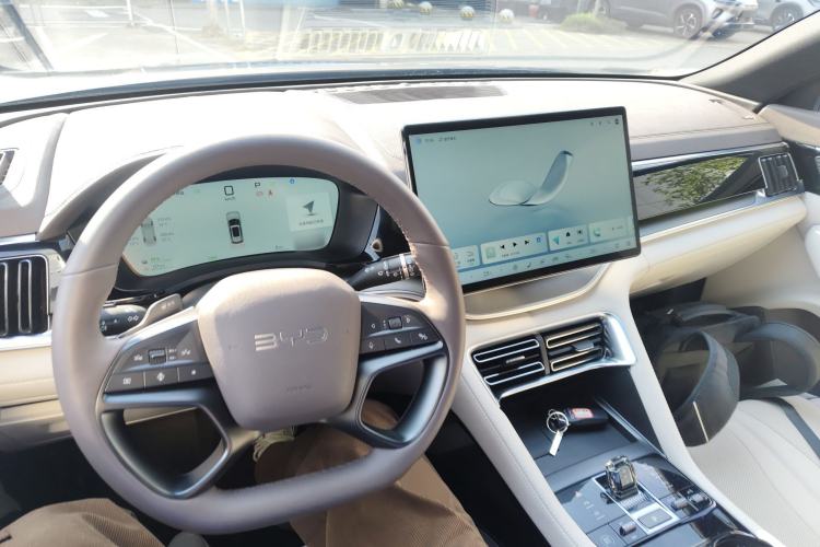 Used BYD Song PLUS New Energy 2025 DM-i Smart Drive 112KM Prestige Model
