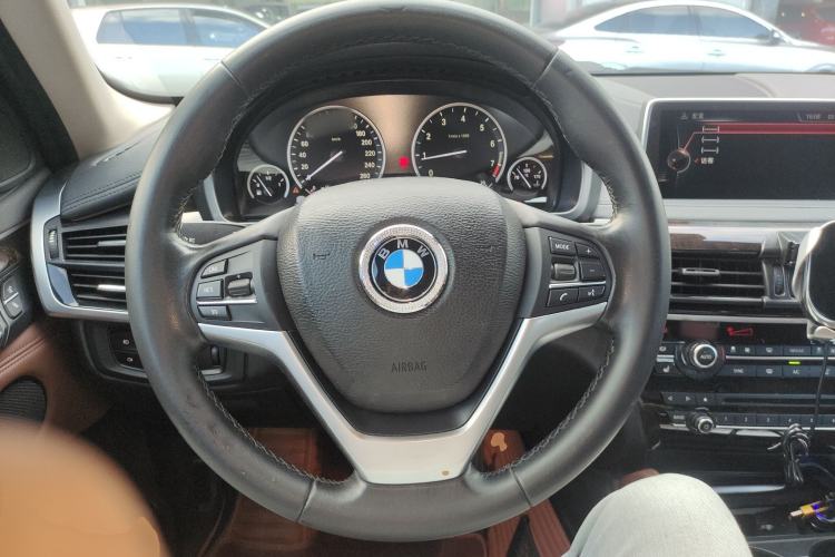 Used BMW X6 2015 xDrive28i