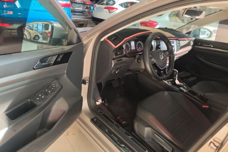 Used Volkswagen Bora 2020 1.5L Automatic Elite Version
