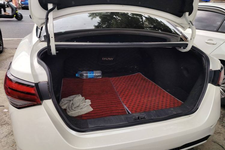 Used Nissan Sylphy 2022 1.6L XL CVT Enjoyment Edition
