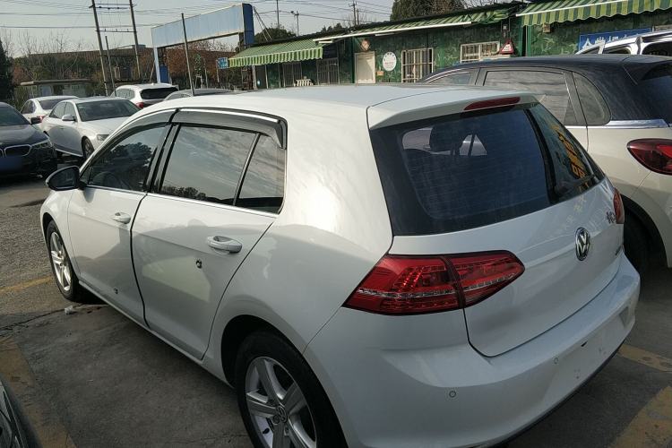 Used Volkswagen Golf 2015 1.4TSI Automatic Comfort Model
