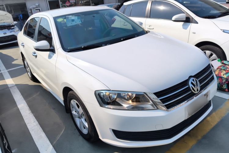 Used Volkswagen Lavida 2013 Revised Classic 1.6L Automatic Fashion Edition