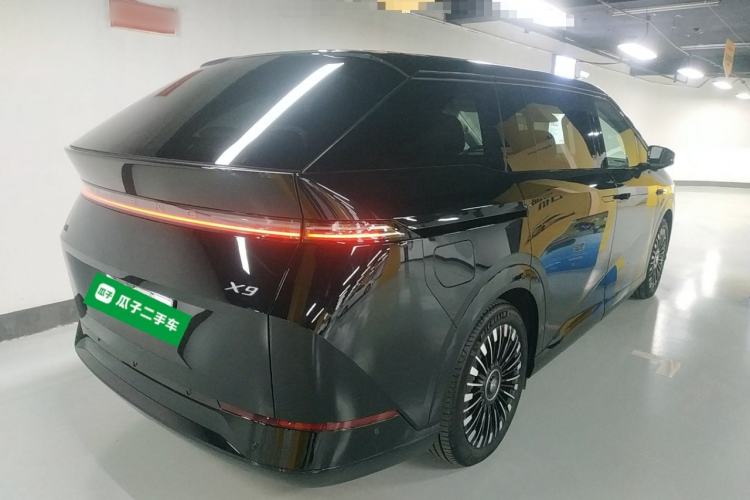 Used XPeng X9 2025 740 Ultra-Long Range Max
