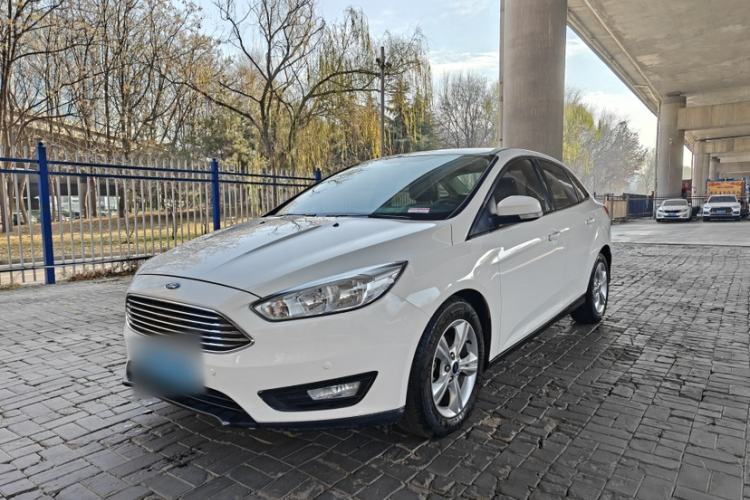 Used Ford Focus 2015 Sedan 1.6L Automatic Comfort Model
