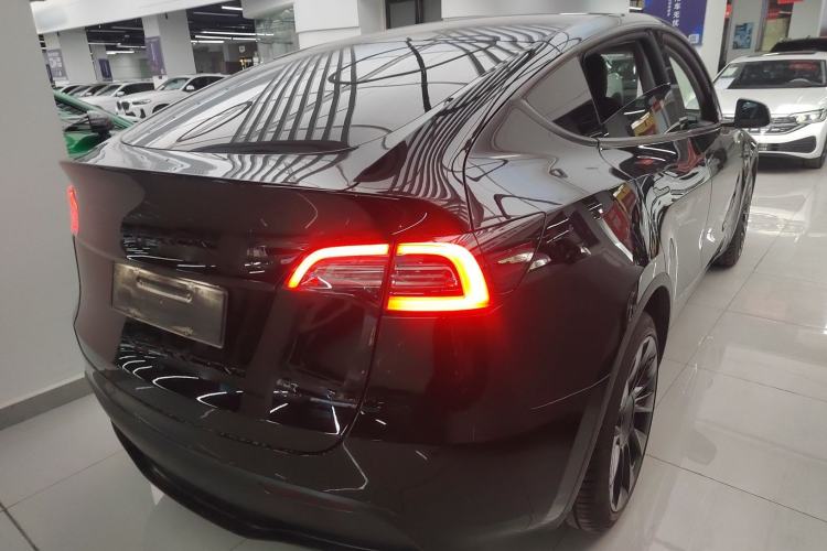 Used Tesla Model Y 2021 Standard Range Rear-Wheel Drive Version