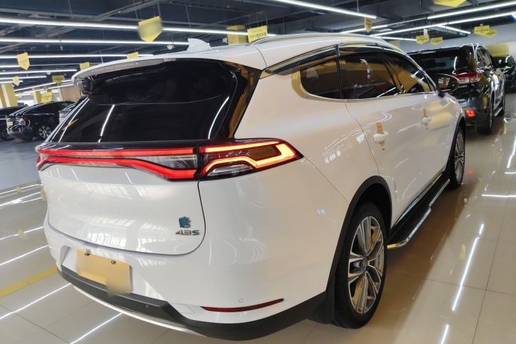 Used BYD Tang 2019 2.0T Automatic SmartConnect Luxury 7-Seater China VI Standard
