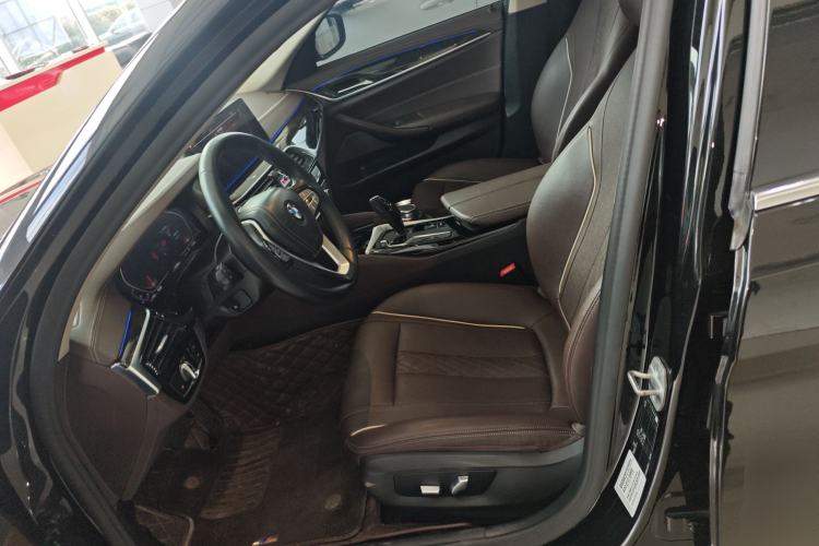 Used BMW 5 Series 2021 525Li Luxury Package