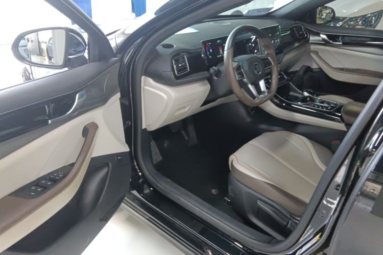 Used BYD Qin PLUS 2023 Champion Edition DM-i 120KM Leading Model