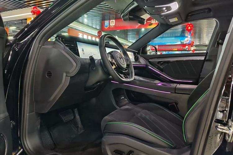 Used VOYAH FREE 2025 318 318 km Rear-Drive Touring Edition
