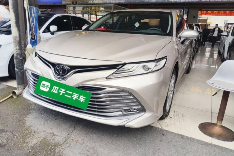 Used Toyota Camry 2019 Revised Version 2.0G Luxury Edition