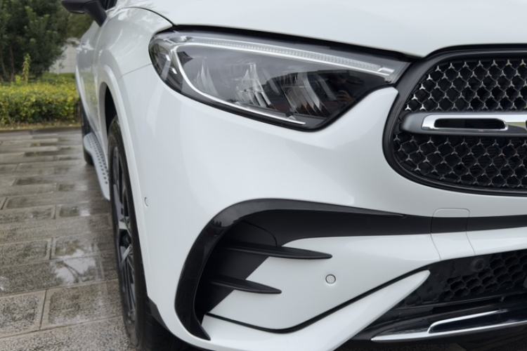 Used Mercedes-Benz GLC 2023 Facelift GLC 260 L 4MATIC Dynamic Version 5 Seats
