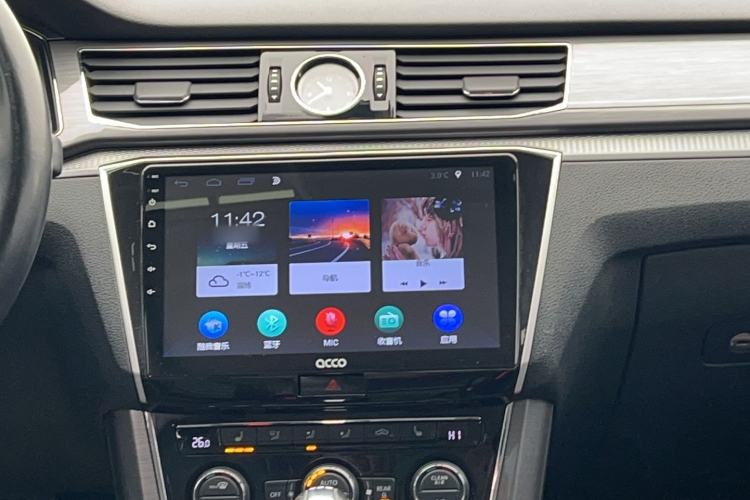 Used Volkswagen Passat 2017 330TSI DSG Luxury Edition
