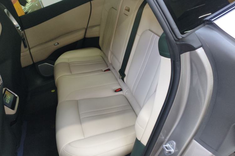 Used  YU7 2025 Ultra-Long Range Rear-Wheel Drive Version