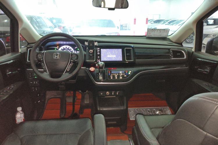 Used Honda Elysion 2019 2.0L Hybrid Luxury Edition
