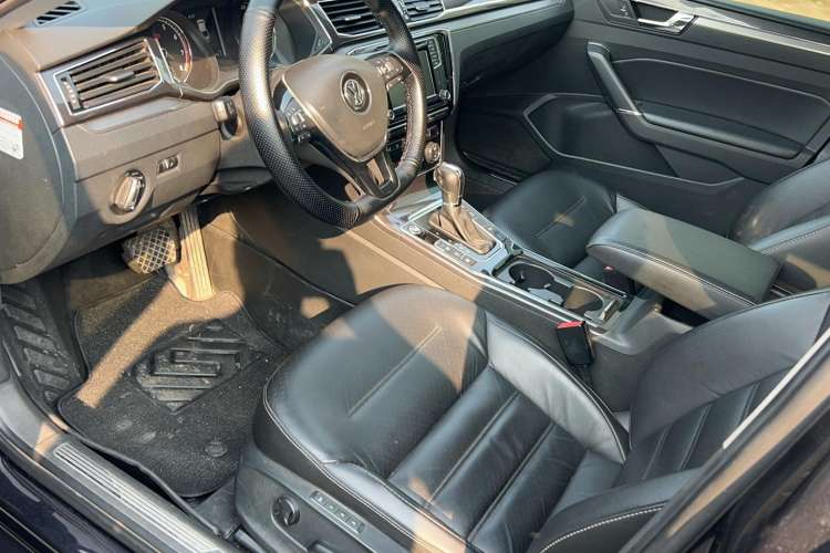 Used Volkswagen Passat 2017 330TSI DSG Prestige Edition
