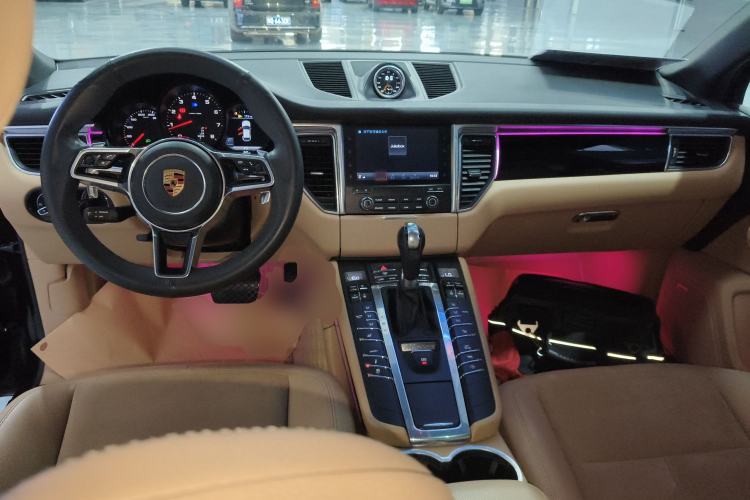 Used Porsche Macan 2017 Macan 2.0T
